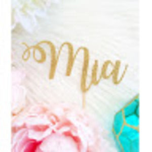 Meet your Posher, Mia